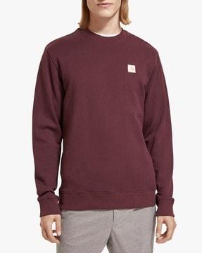 regular fit logo badge sweatshirt in organic cotton