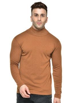 regular fit logo embroidered turtleneck t-shirt