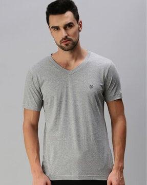 regular fit logo print v-neck t-shirt