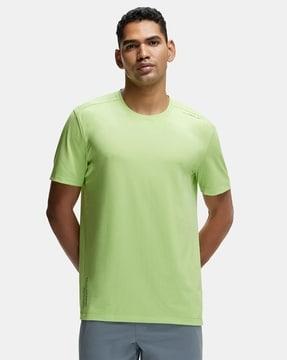 regular fit mv37 recycled microfiber elastane fabric round-neck t-shirt with stay dry treatment