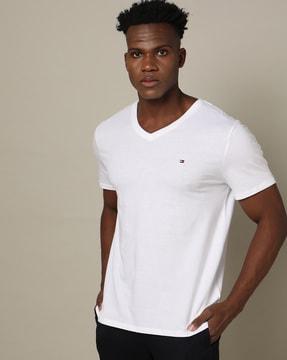 regular fit nantucket v-neck t-shirt