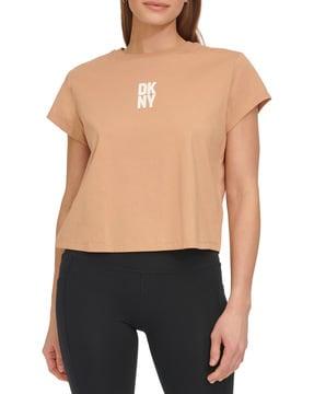 regular fit round-neck t-shirt with brand applique