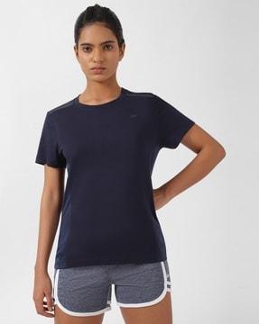 regular fit round-neck t-shirt with logo print