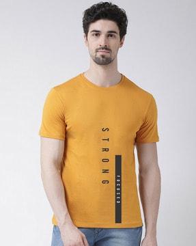 regular fit round neck t-shirt with typography detail