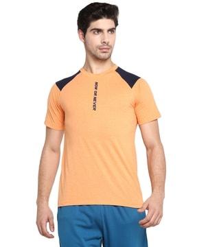 regular fit running round-neck t-shirt