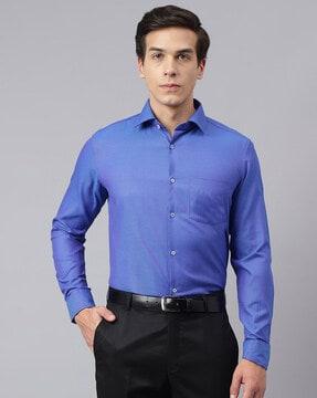 regular fit shirt with patch pocket