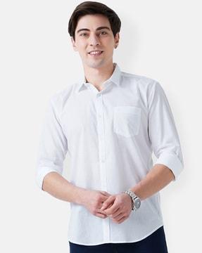 regular fit shirt with patch pocket