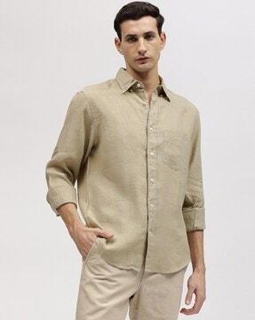 regular fit shirt with patch pocket