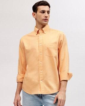 regular fit shirt with patch pocket