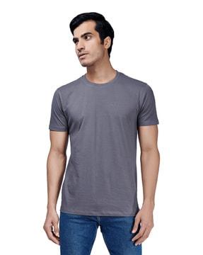 regular fit short-sleeve crew-neck t-shirt