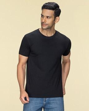 regular fit short-sleeves crew-neck t-shirt