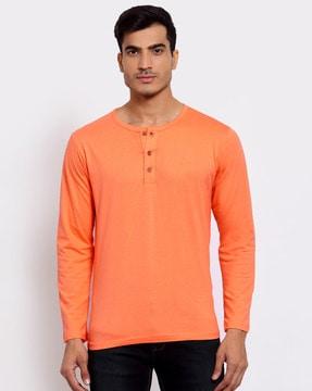 regular fit solid henley-neck t-shirt