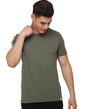 regular fit solid round-neck t-shirt