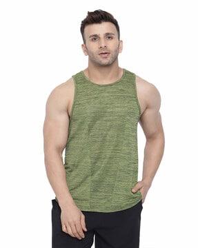 regular fit solid sleeveless crew neck t-shirt