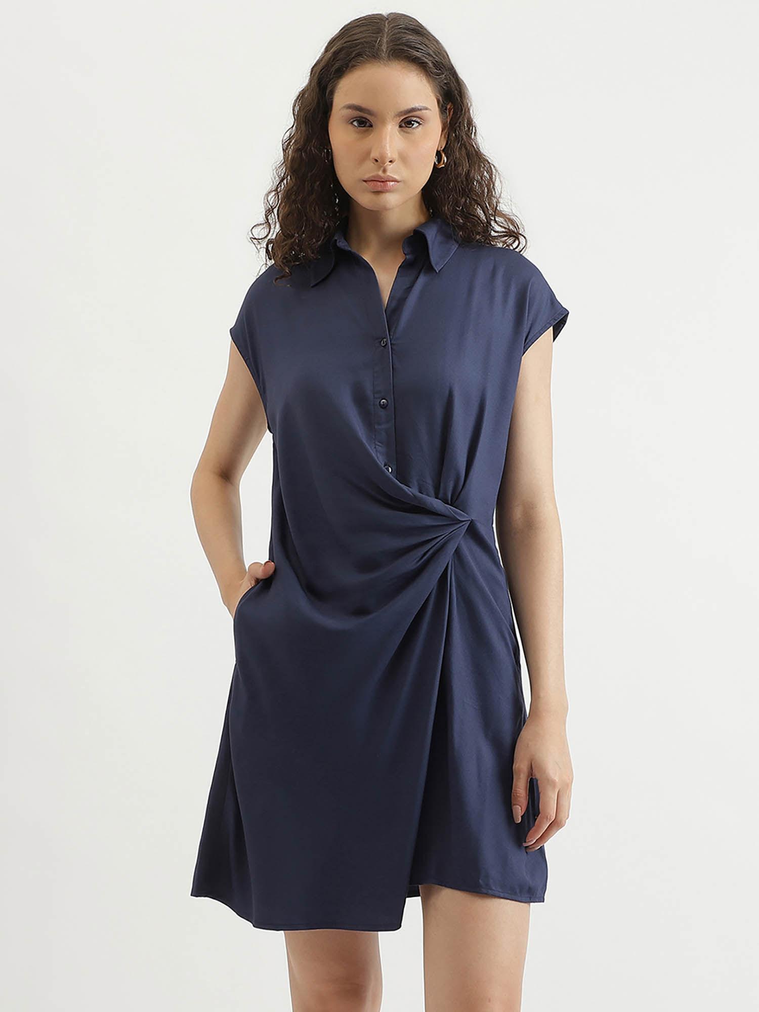 regular fit spread collar solid dress