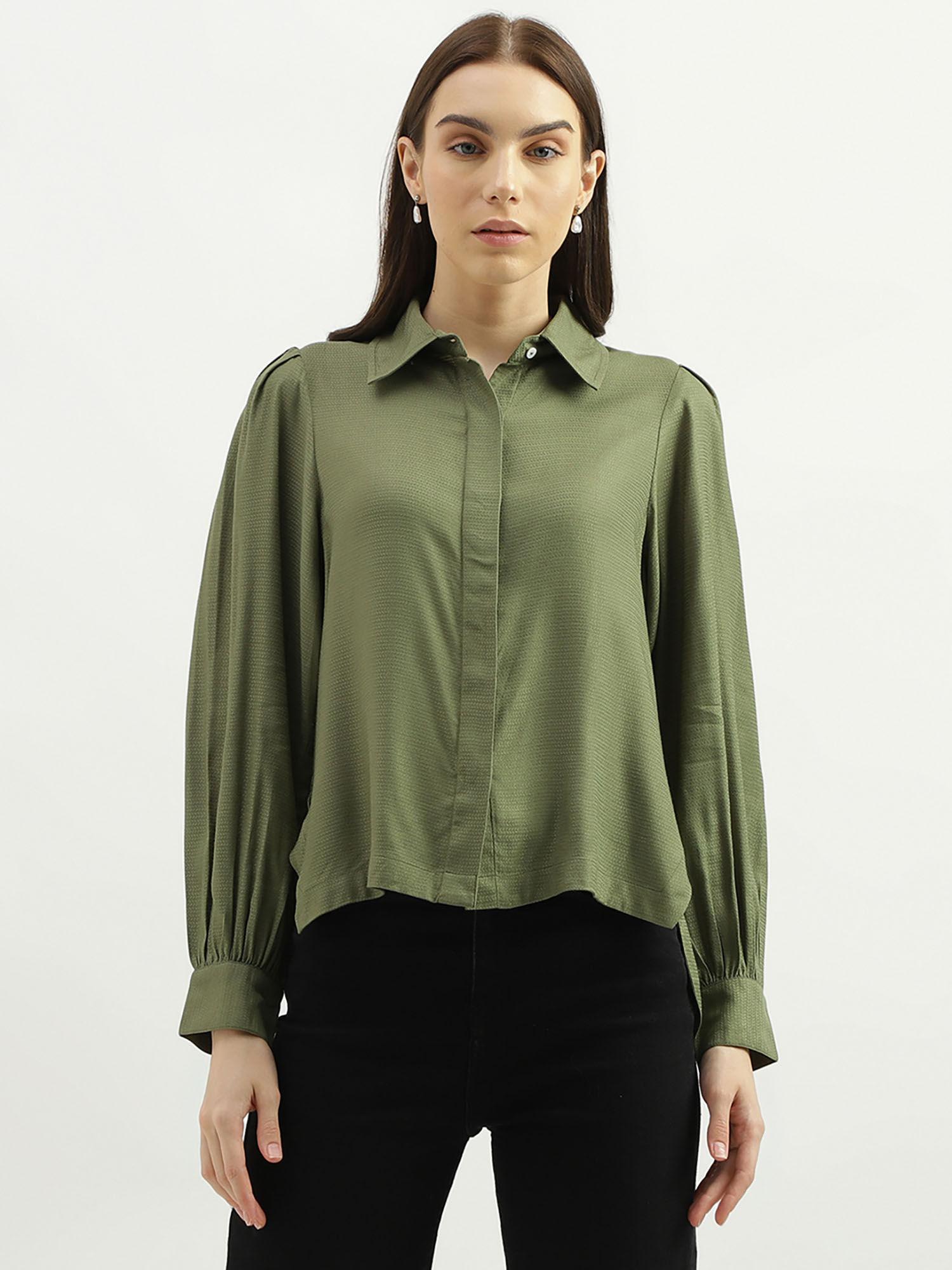 regular fit spread collar solid shirt