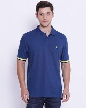 regular fit t-shirt with short sleeves