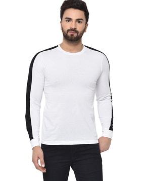 regular fit textured full sleeves crew- neck t-shirt