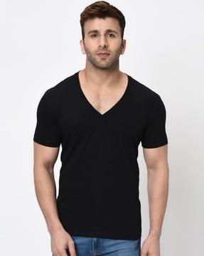 regular fit v-neck cotton t-shirt