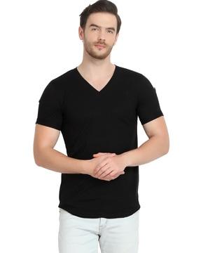 regular fit v-neck t-shirt with short sleeves