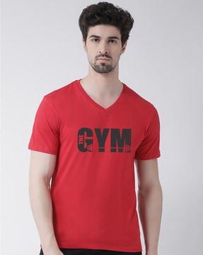 regular fit v-neck t-shirt with typography print