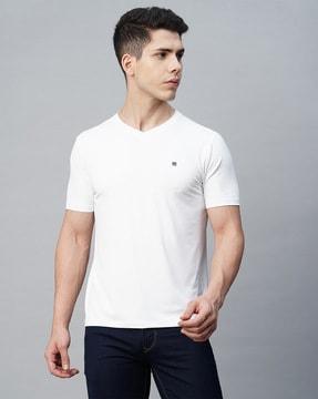 regular fit v-neck t-shirt