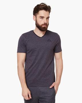 regular fit v-neck t-shirt