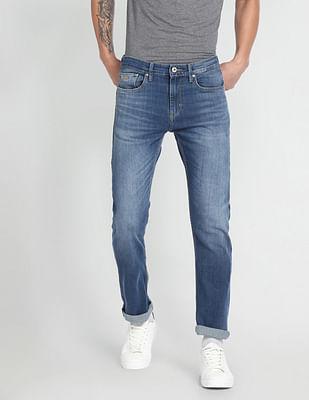 relax straight fit mid rise wash jeans