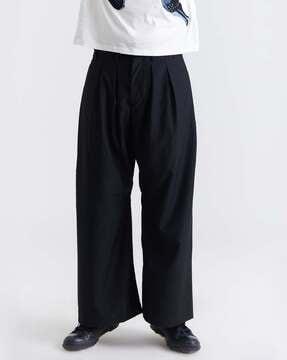 relaxed fit pants with insert pockets