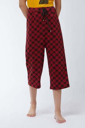 relaxed fit regular cotton women's casual wear capris - red