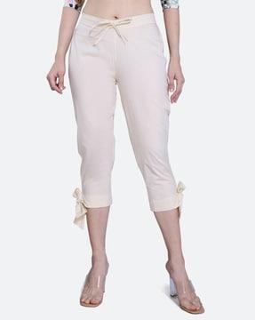 relaxed fit capris with waist tie-up