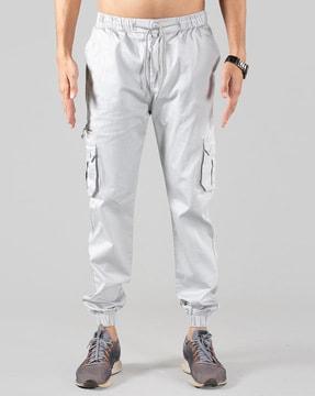 relaxed fit cargo pants