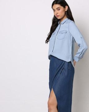 relaxed fit denim shirt with flap pockets
