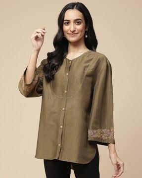 relaxed fit embroidered button-down kurti