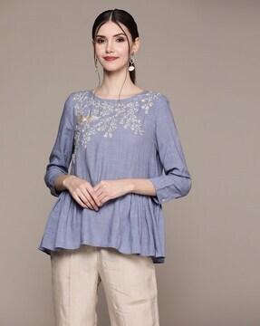 relaxed fit embroidered round-neck top