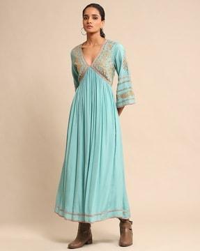 relaxed fit embroidered tussar silk dress