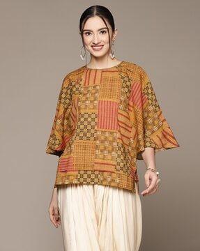 relaxed fit geometric print round-neck tunic