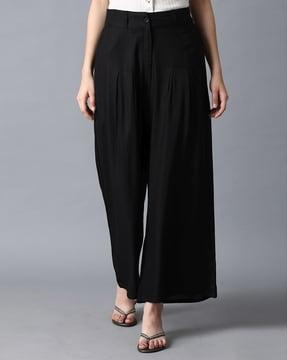 relaxed fit pants with pockets