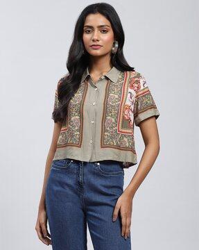 relaxed fit printed shirt with spread collar