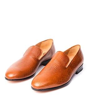 reptilian pattern round-toe loafers