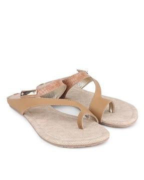 reptilian pattern toe-ring flat sandals