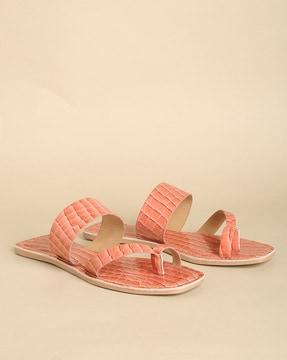 reptilian pattern toe-ring sandals