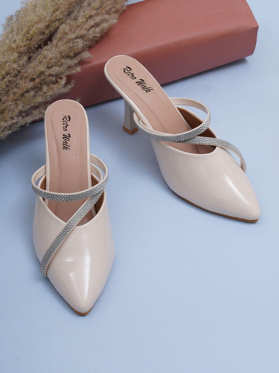 retro walk cream-coloured block pumps with bows