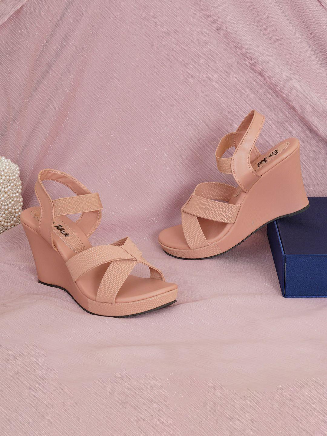 retro walk peach-coloured wedge sandals with buckles