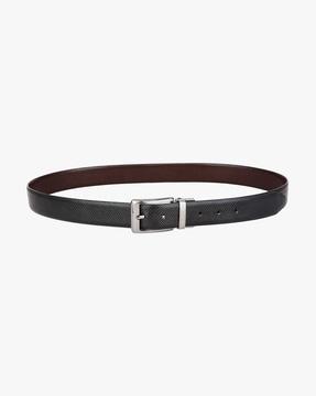 reversible belt with buckle closure