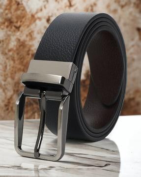 reversible slim belt with buckle closure