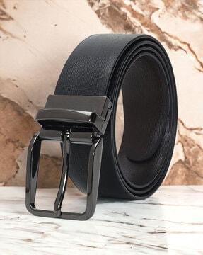 reversible slim belt with buckle closure