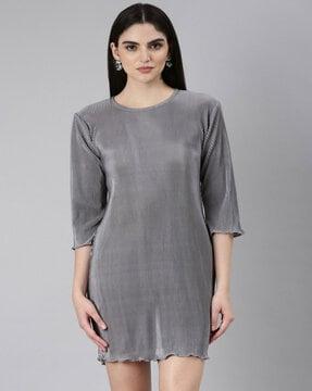 ribbed round-neck sheath dress