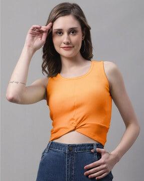 ribbed slim fit round-neck crop top