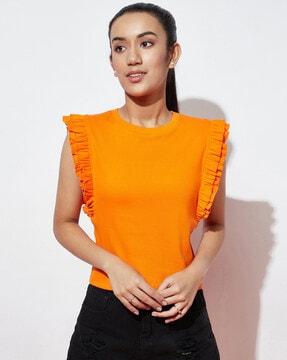 ribbed top with ruffled trim